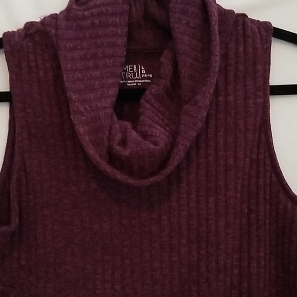 Cowl neck sleeveless top, size Large - Picture 2 of 5